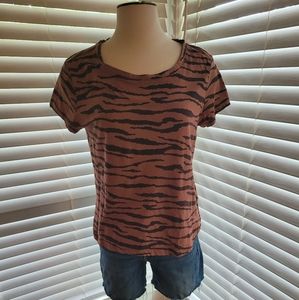 H&M brn zebra tee-shirt size s